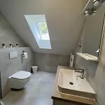 Pod Troskami Rovensko pod Troskami